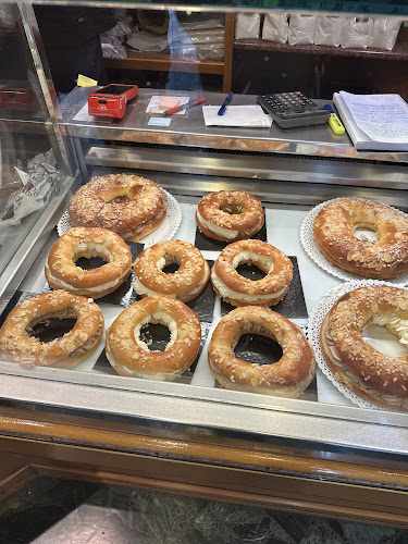 Fotografia tomada fuera de Forn de pa El Roser - Forn de pa en Berga, Barcelona