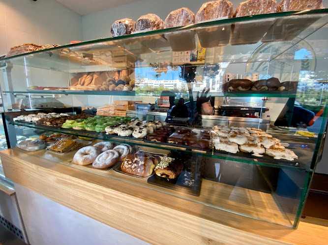 Fotografia tomada fuera de Pastelería panadería cafetería La Dulce Vida - Pastelería en Valdemoro, Madrid