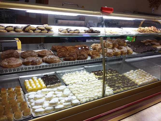 Fotografia tomada fuera de Pastelería La Manolita - Pastelería en Valdemoro, Madrid