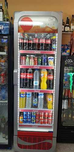 Fotografia tomada fuera de Alimentación Paniagua - Tienda de alimentación en Villacedré, León