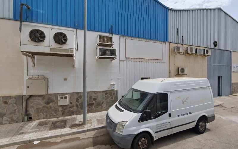 Fotografia tomada fuera de Pan Almería - Panadería en La Fuensanta, Almería