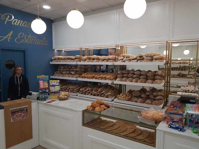 Fotografia tomada fuera de Panadería A Estivada - Panadería en Folgar (O), Lugo