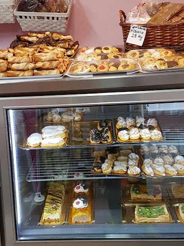 Fotografia tomada fuera de El Rocío - Panadería en Borja, Zaragoza