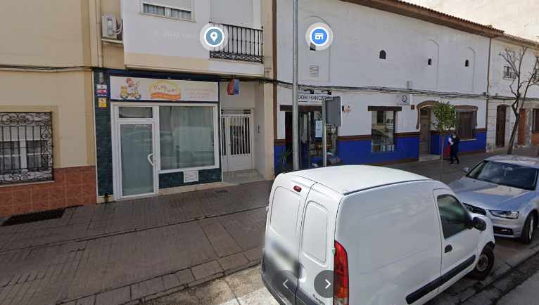 Fotografia tomada fuera de Pastelería Dulcinea - Pastelería en Tomelloso, Ciudad Real