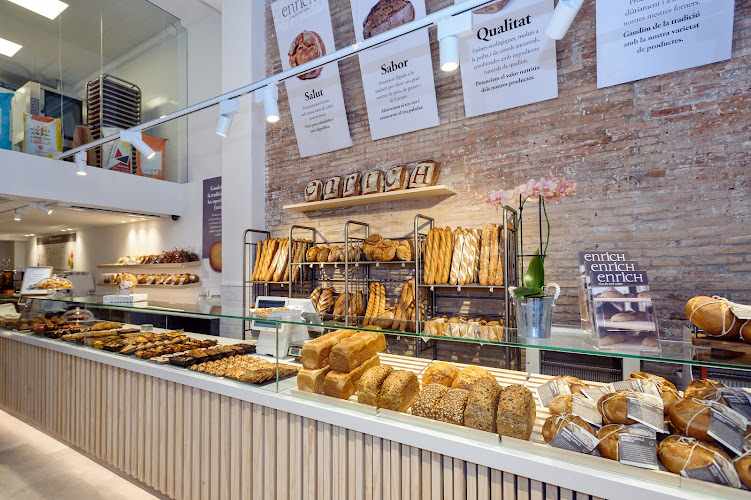 Fotografia tomada fuera de Enrich - Forn de pa en Tarragona, Tarragona