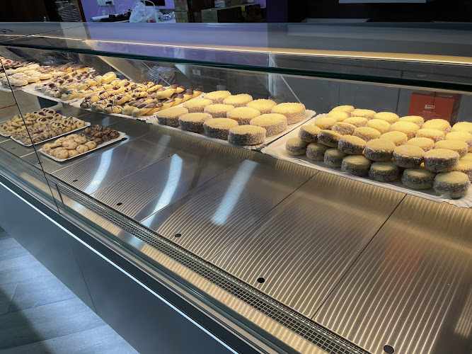 Fotografia tomada fuera de MOMENTS - Pastelería en Tarragona, Tarragona