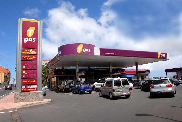 Fotografia tomada fuera de Gasolinera Tgas Tacoronte - Gasolinera en Tacoronte, Santa Cruz de Tenerife