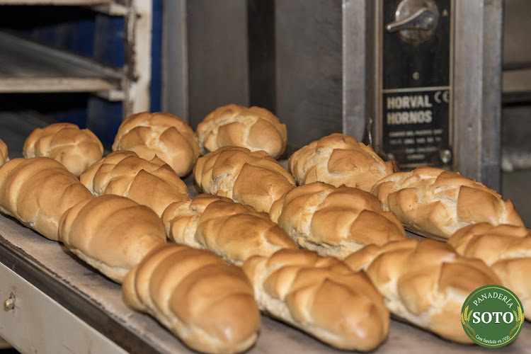 Fotografia tomada fuera de Panadería Hermanos Soto - Panadería en Tordesillas, Valladolid