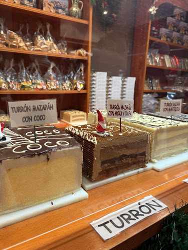 Fotografia tomada fuera de Pastelería Delfín Puente - Pastelería en Sos del Rey Católico, Zaragoza