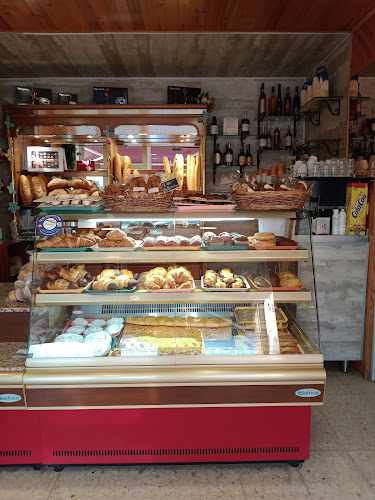 Fotografia tomada fuera de Pastissería Vila S.Cv.P. - Pastisseria en Bellver de Cerdanya, Lérida