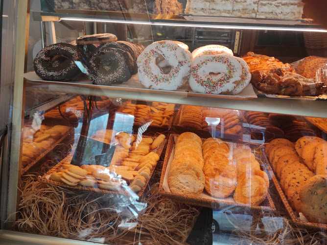 Fotografia tomada fuera de Pan Caliente - Panadería en Logroño, La Rioja