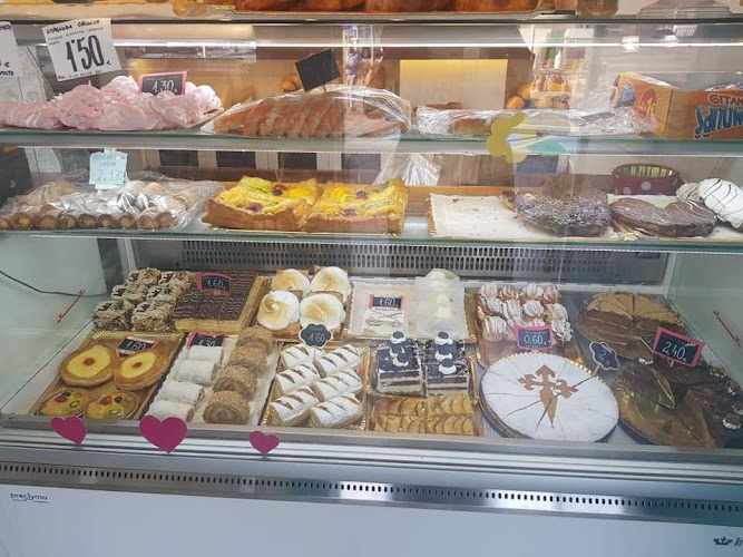 Fotografia tomada fuera de Panaderia entre migas - Panadería en Las Lagunas de Mijas, Málaga