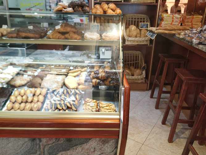 Fotografia tomada fuera de Forn de la Plaça - Forn de pa en Viladecans, Barcelona