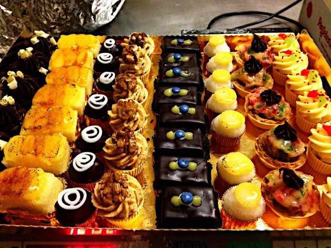 Fotografia tomada fuera de MERIPAST S.L. - Pastelería en Viladecans, Barcelona