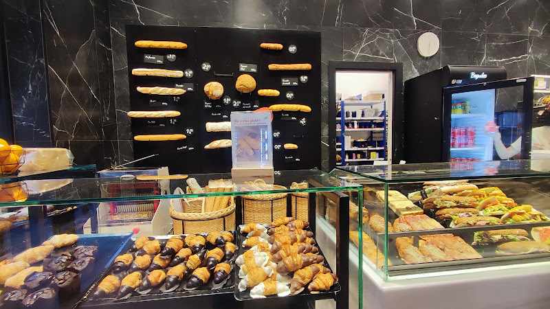 Fotografia tomada fuera de 365 - cafeterías en Viladecans, Barcelona