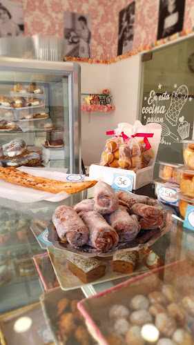 Fotografia tomada fuera de Dulces Inma - Pastelería en Viladecans, Barcelona