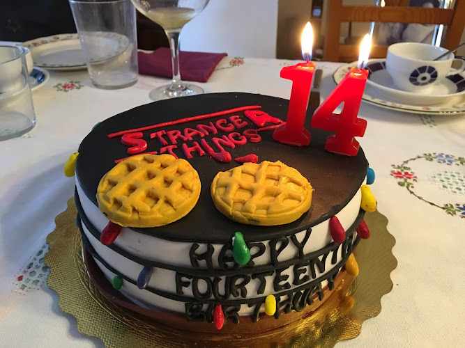 Fotografia tomada fuera de Helarte - Tartas personalizadas en Valladolid - Pastelería en Valladolid, Valladolid