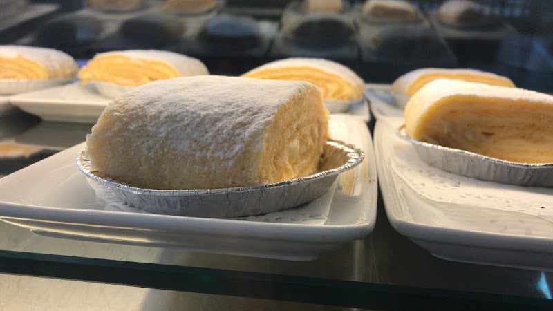 Fotografia tomada fuera de Madima Cafeteria Pasteleria Artesanal - cafeterías en Cañete de las Torres, Córdoba