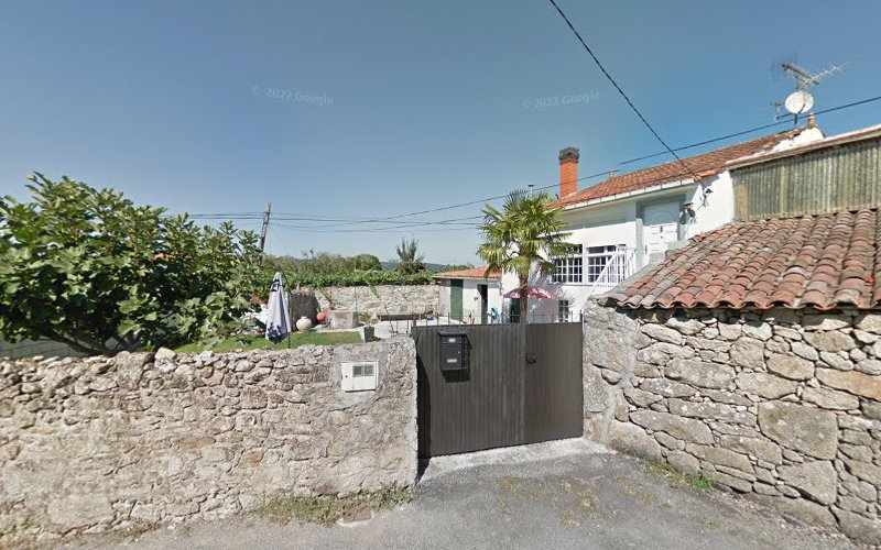 Fotografia tomada fuera de Milagros Pérez Fernández - Panadería en Sober, Lugo