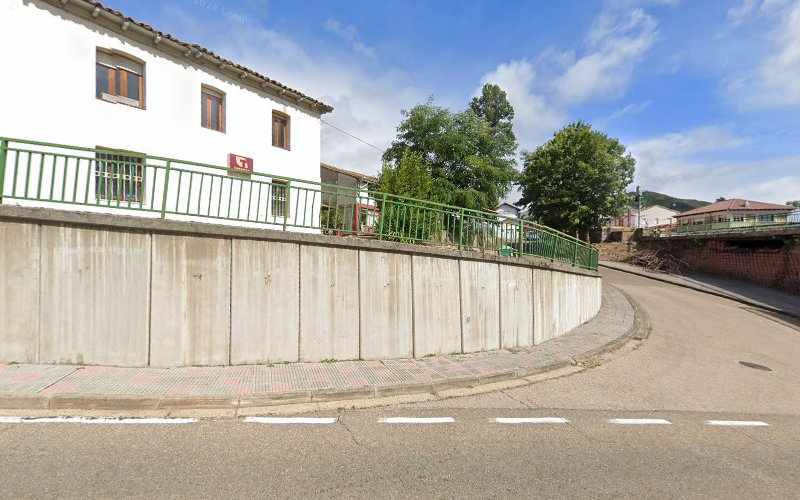 Fotografia tomada fuera de Susana Martínez Marcos - Panadería en La Vecilla de Curueño, León