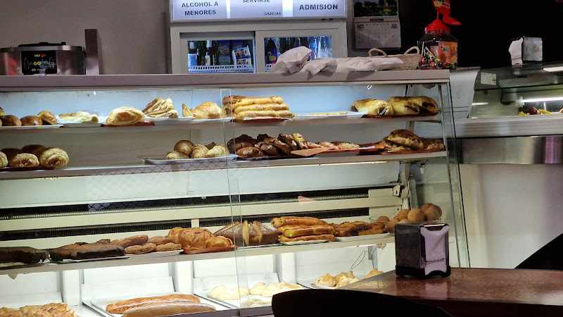 Fotografia tomada fuera de Panadería La Favorita - Panadería en Castellón de la Plana, Castellón