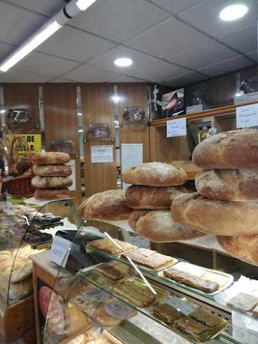Fotografia tomada fuera de Horno Estellés - Forn de pa en Castellón de la Plana, Castellón