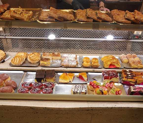 Fotografia tomada fuera de Pastissería Sant Vicent - Pastelería en Castellón de la Plana, Castellón