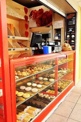 Fotografia tomada fuera de Mar de Croissants - Pastelería en Cambrils, Tarragona