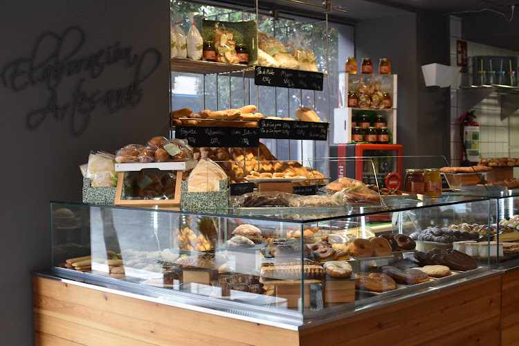 Fotografia tomada fuera de Pan Real - Panadería en Miguelturra, Ciudad Real