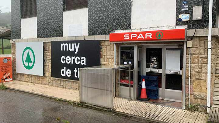Fotografia tomada fuera de SPAR Bimenes - Tienda de alimentación en Martimporra, Asturias