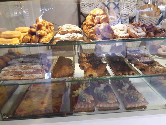 Fotografia tomada fuera de Panadería Real de Gandía - Forn de pa en Valencia, Valencia