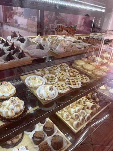 Fotografia tomada fuera de Lo de Romi - Pastry shop en Las Lagunas de Mijas, Málaga