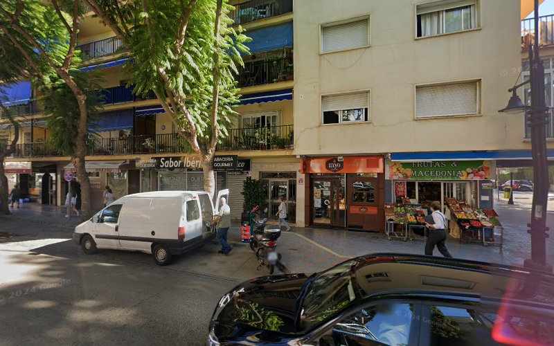 Fotografia tomada fuera de Panaderia Rayo 3 - Panadería en Fuengirola, Málaga