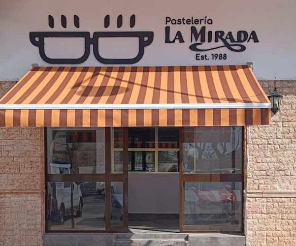 Fotografia tomada fuera de Pastelería La Mirada - Pastelería en Fuengirola, Málaga