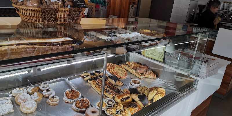 Fotografia tomada fuera de Anfi Vilafranca, Plaça Jaume I - cafeterías en Vilafranca del Penedès, Barcelona