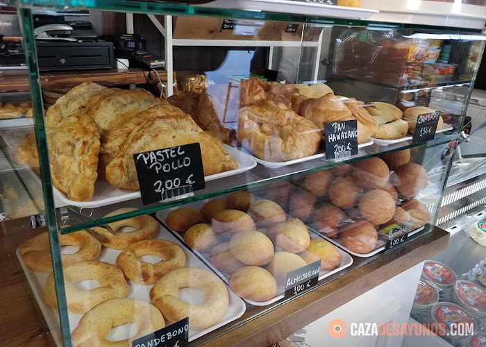 Fotografia tomada fuera de Panadería La Suegra Usera - Panadería en Madrid, Madrid