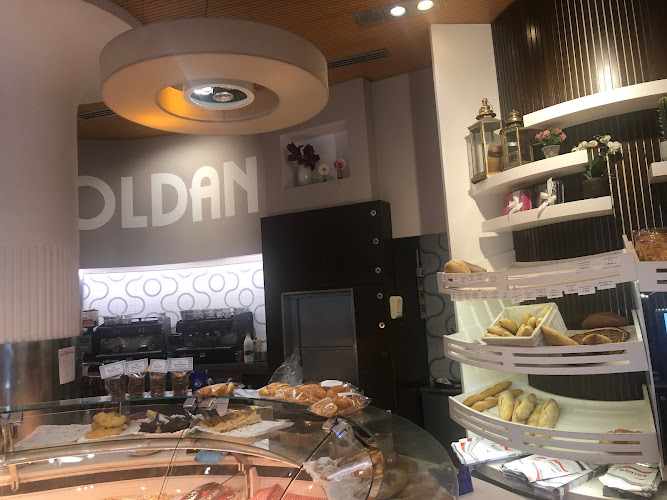 Fotografia tomada fuera de Panadería Hermanos Fenández (Concepción) - Panadería en Córdoba, Córdoba