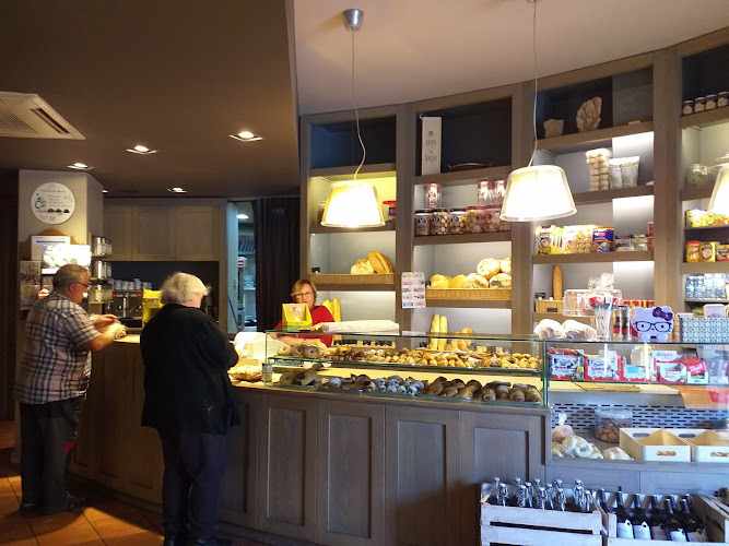 Fotografia tomada fuera de Flequers de Cardona (Forn Escasany) - Panadería en Cardona, Barcelona