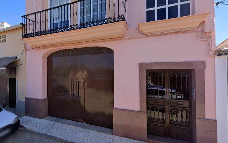 Fotografia tomada fuera de Panadería Dulces San Antonio - Panadería en La Haba, Badajoz