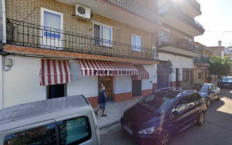 Fotografia tomada fuera de Valeriana Babiano Solana - Panadería en Fuenlabrada de los Montes, Badajoz