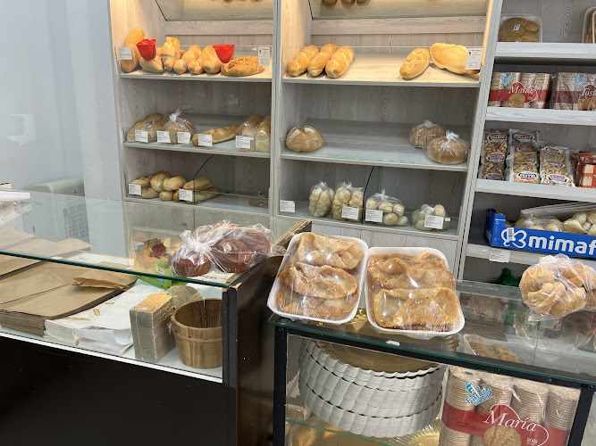Fotografia tomada fuera de Capricho de Pueblo - Panadería en Badajoz, Badajoz