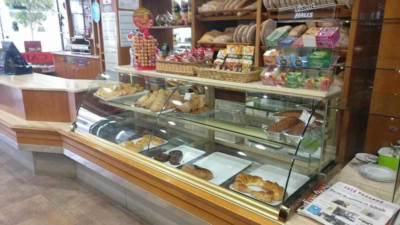 Fotografia tomada fuera de Panadería Vázquez II - Panadería en Arzúa, A Coruña