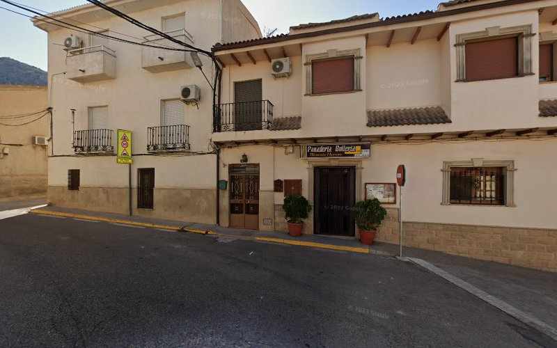 Fotografia tomada fuera de Panadería Bollería Morante Herrera - Panadería en Huesa, Jaén