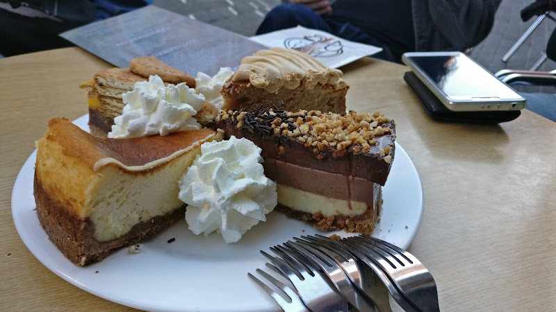 Fotografia tomada fuera de JARA. helados & café - cafeterías en Badajoz, Badajoz