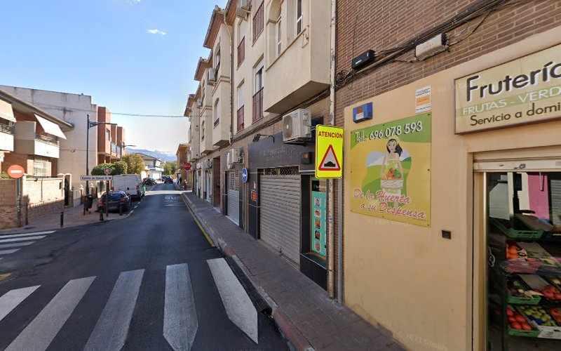 Fotografia tomada fuera de El Horno de Juan - Panadería en Armilla, Granada