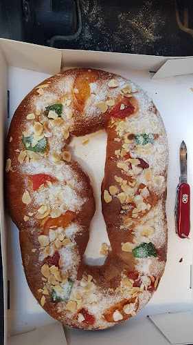 Fotografia tomada fuera de Pastelería la Abuela - Pastelería en Daganzo de Arriba, Madrid