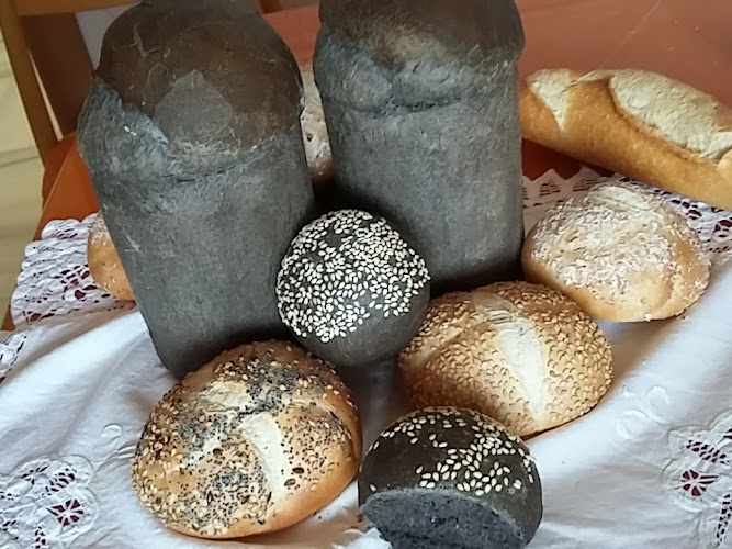 Fotografia tomada fuera de Panadería Pastelería Caribe - Panadería en Velilla-Taramay, Granada