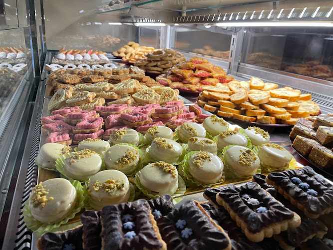 Fotografia tomada fuera de Delicias Lamia - restaurantes en Jaén, Jaén