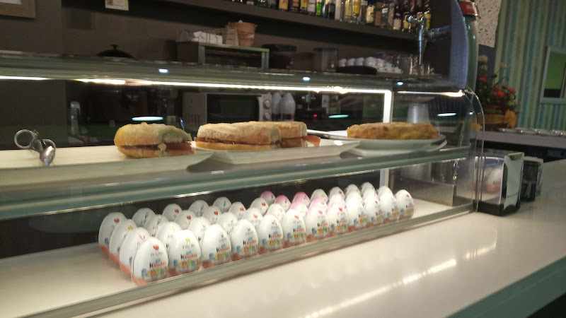 Fotografia tomada fuera de El Café de José - cafeterías en Sabiñánigo, Huesca