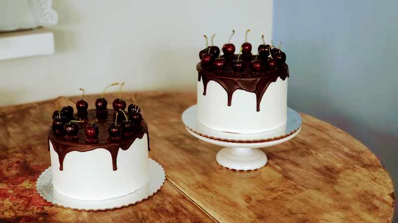 Fotografia tomada fuera de Cate Cake Inca - Pastelería especializada en tartas nupciales en Inca, Baleares